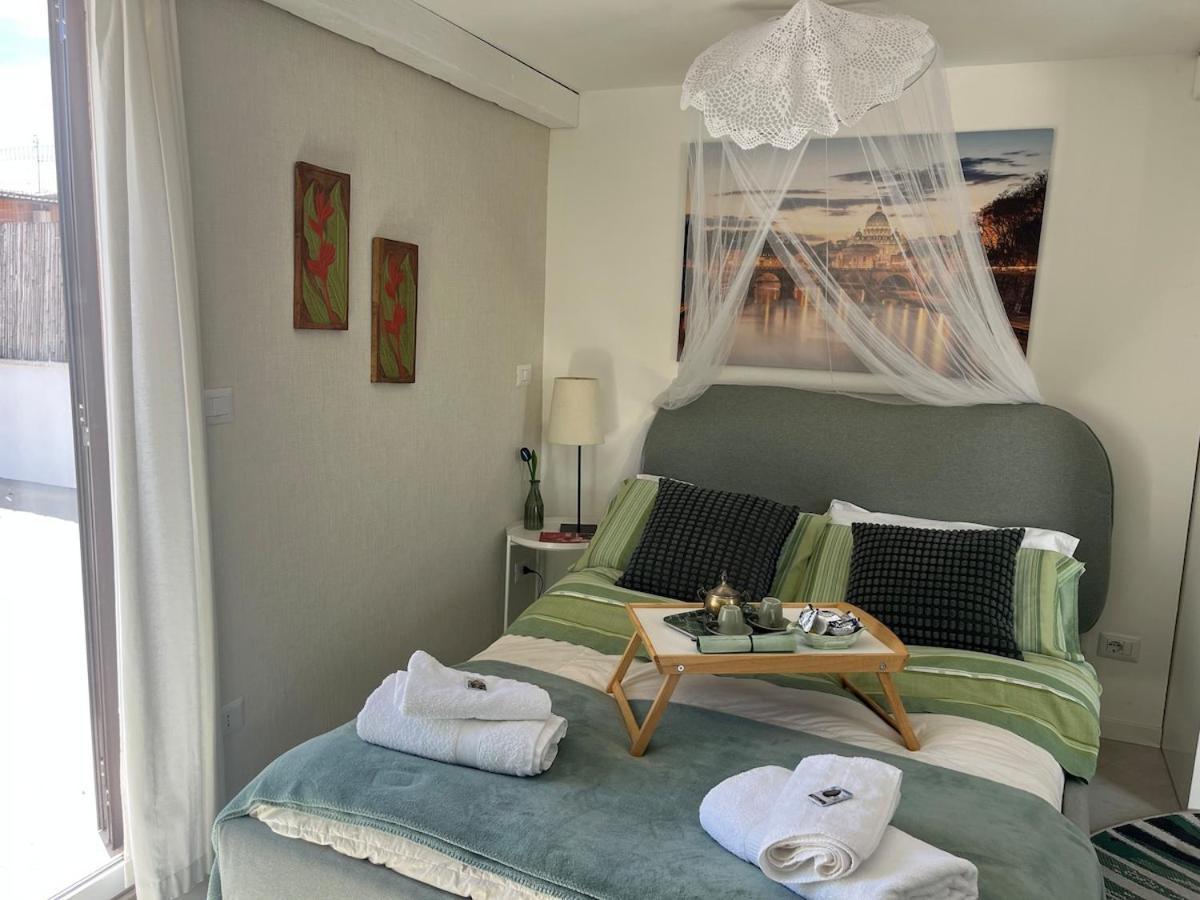 Monteverde Double Terrace Penthouse Apartment Rome